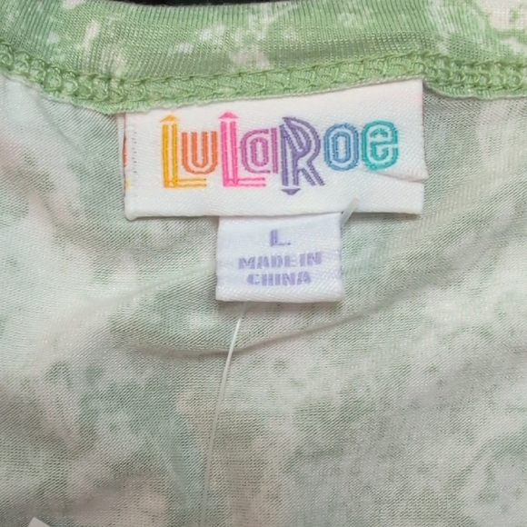 LuLaRoe Green and White Relaxed Short Sleeve Blouse - Picture 5 of 7